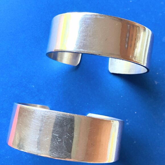 Pair of beautiful Sterling Silver Cuff Bangle Bracelets - Picture 2 of 5